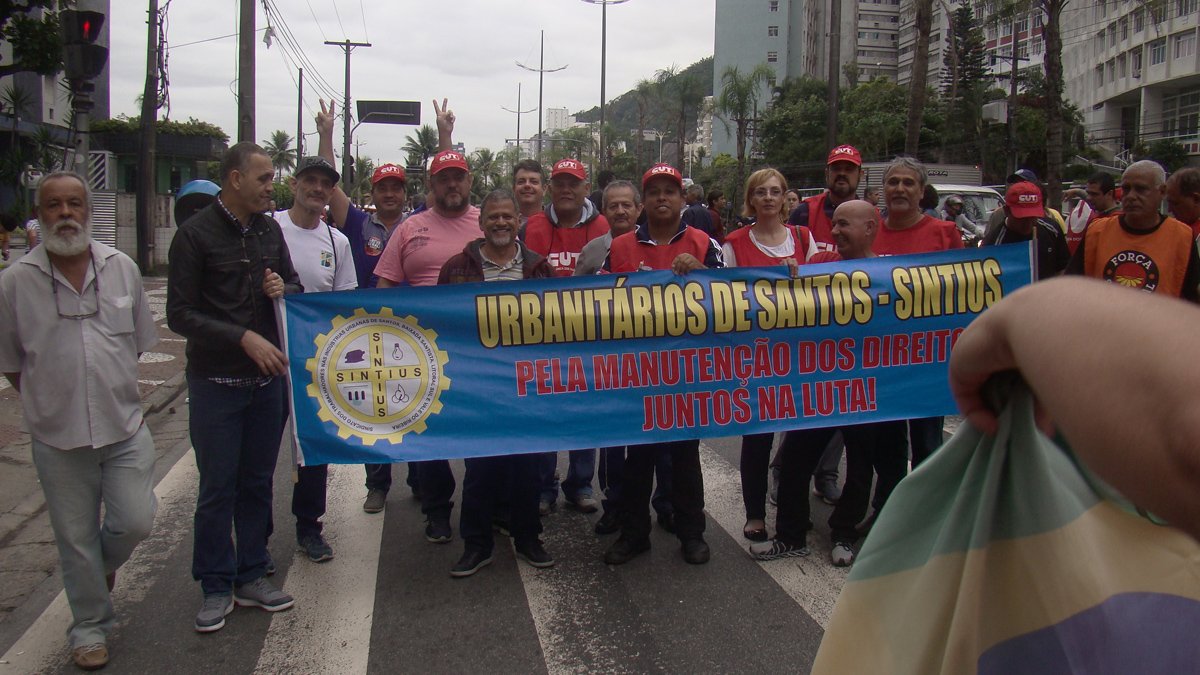 Dia do Trabalhador e Greve Geral - Diretoria reunida