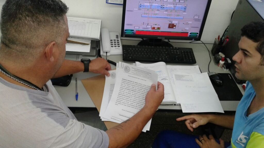 AÇÃO SOBRE ADICIONAL DE INSALUBRIDADE: DIRETORIA SOLICITA AOS TRABALHADORES ASSINATURA DA PROCURAÇÃO